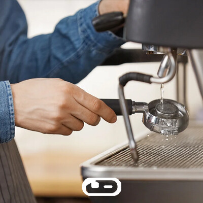 راز قهوه خوش‌عطر: تمیز کردن اسپرسوساز بدون دردسر