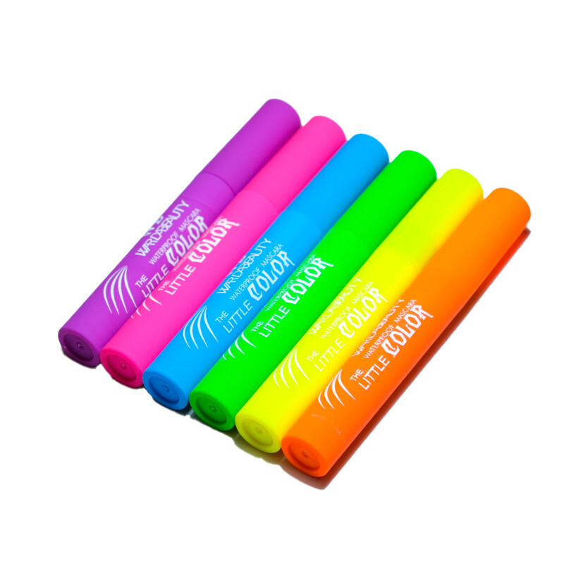 ریمل رنگی فیت می