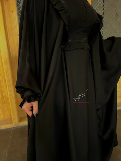 عبای پریچهر نگینی