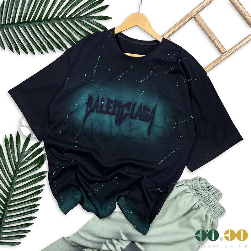 Women's T-shirt and pants